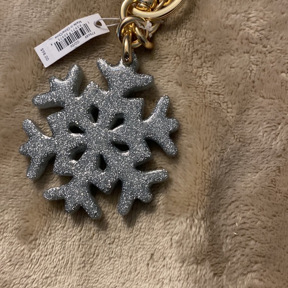 NWT! Coach Snowflake glitter zip coin case and matching hanging accessory - Picture 6 of 9
